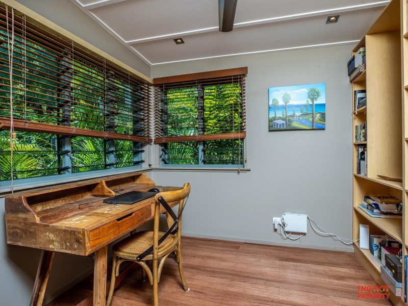 /3 Knott Court, Whitfield QLD 4870
