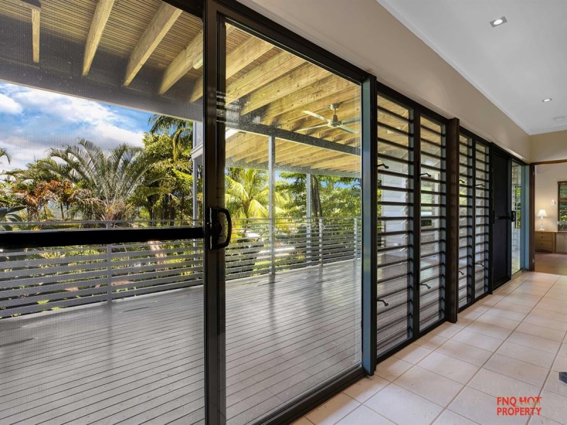 /3 Knott Court, Whitfield QLD 4870