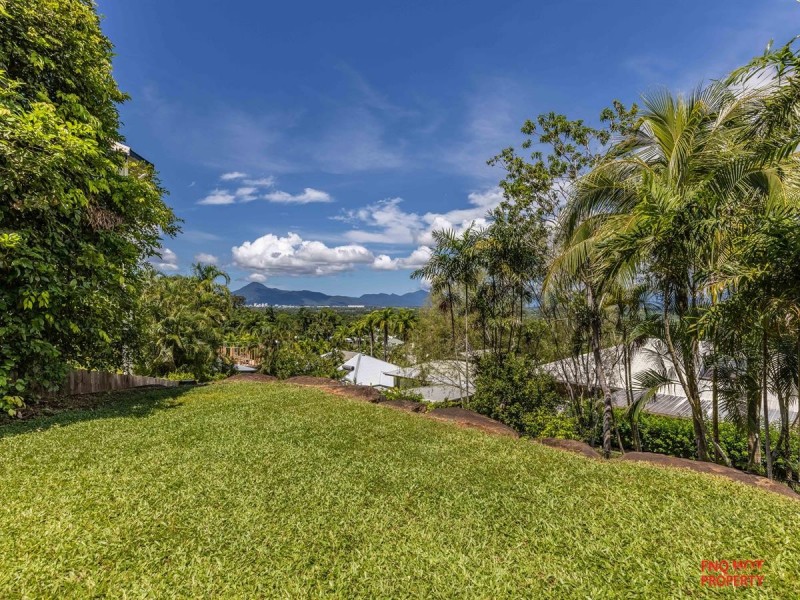 /3 Knott Court, Whitfield QLD 4870