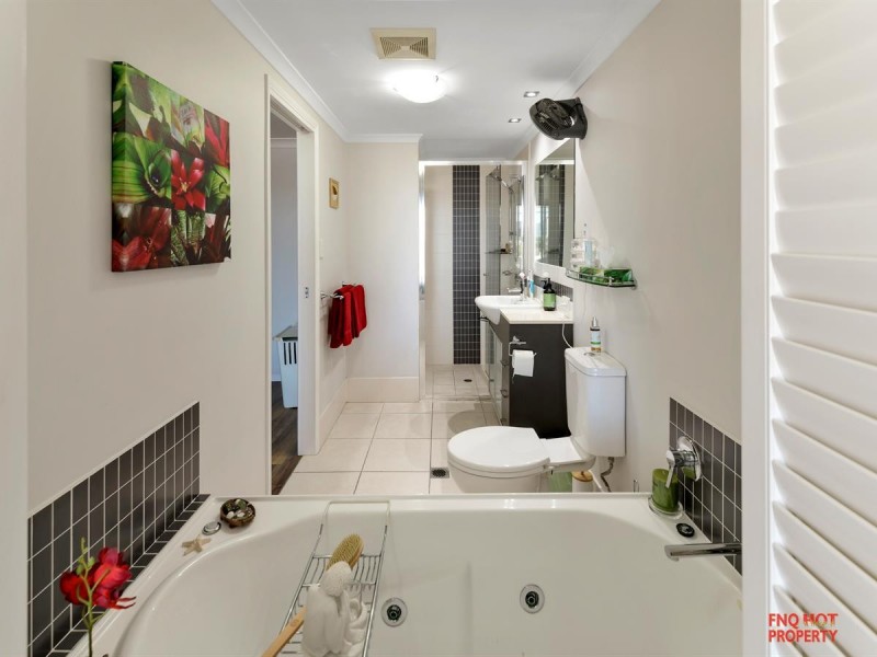 502/23-27 Mcleod Street, Cairns City QLD 4870