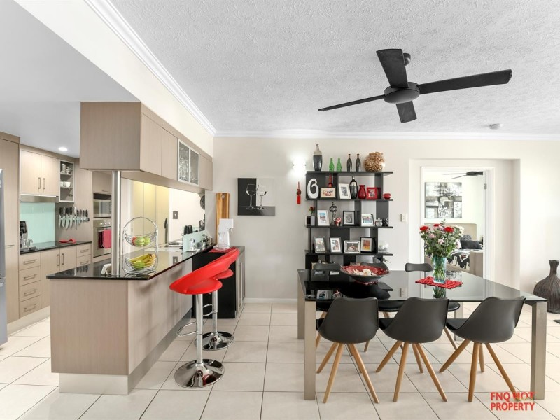 502/23-27 Mcleod Street, Cairns City QLD 4870