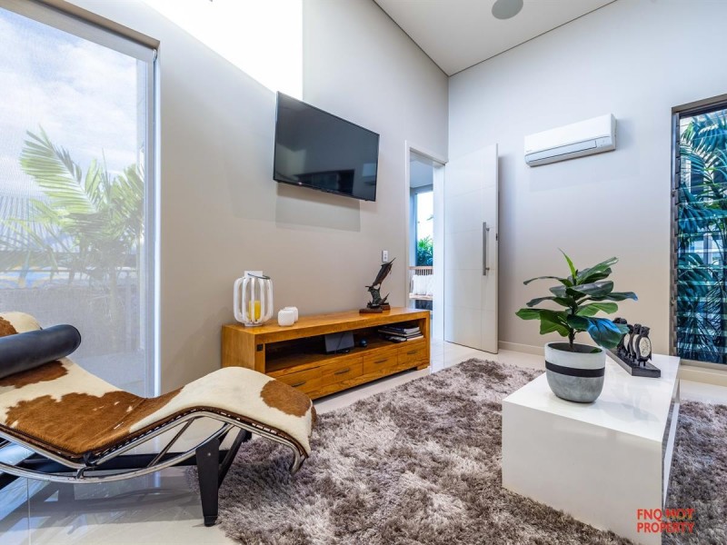 /3 Brindabella Quay, Trinity Park QLD 4879