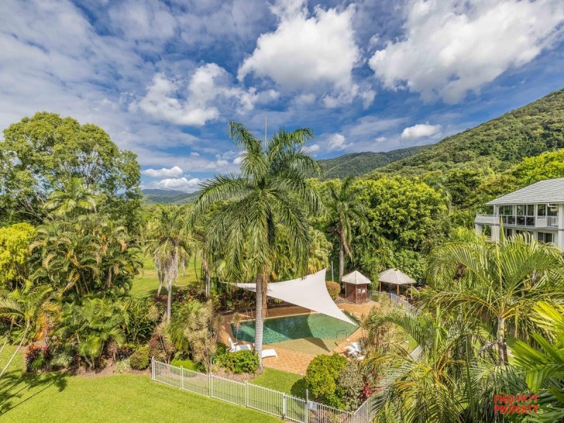 419/305-341 Coral Coast Drive, Palm Cove QLD 4879