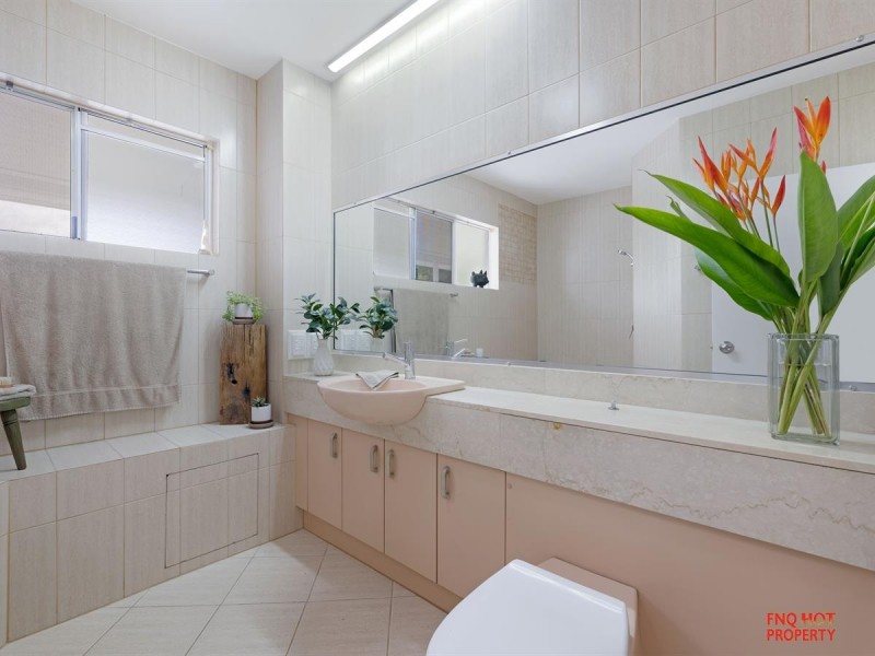 419/305-341 Coral Coast Drive, Palm Cove QLD 4879