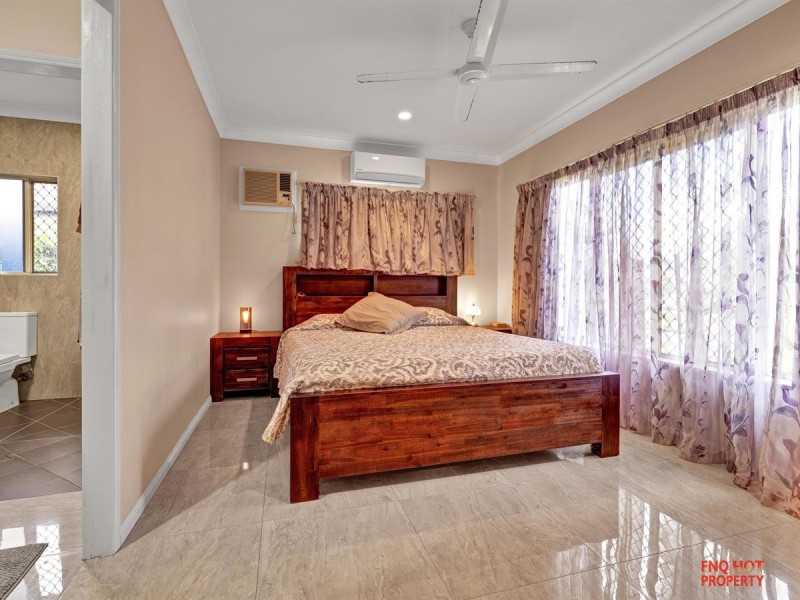 /4 Bells Close, Kewarra Beach QLD 4879