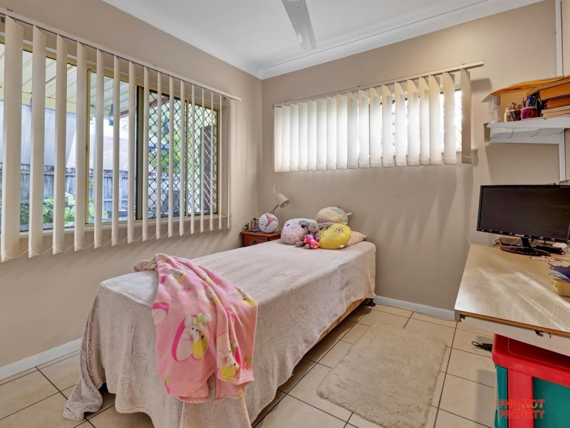/4 Bells Close, Kewarra Beach QLD 4879