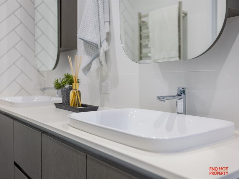 /9-11 Waterview Close, Kewarra Beach QLD 4879