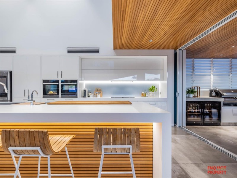 /13 Ragamuffin Quay, Trinity Park QLD 4879