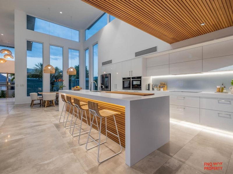 /13 Ragamuffin Quay, Trinity Park QLD 4879