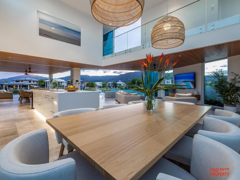 /13 Ragamuffin Quay, Trinity Park QLD 4879