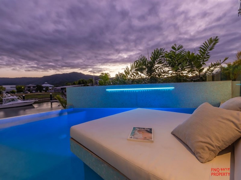 /13 Ragamuffin Quay, Trinity Park QLD 4879