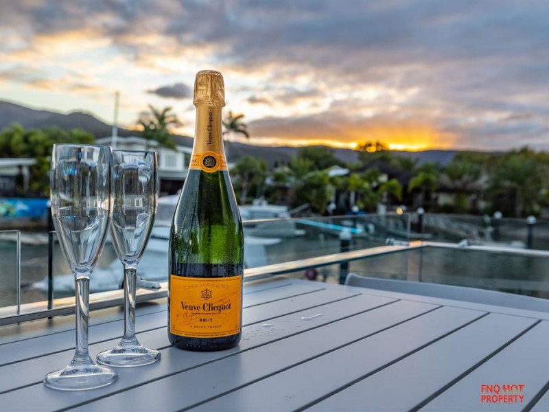 /13 Ragamuffin Quay, Trinity Park QLD 4879