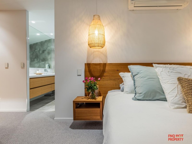 /13 Ragamuffin Quay, Trinity Park QLD 4879