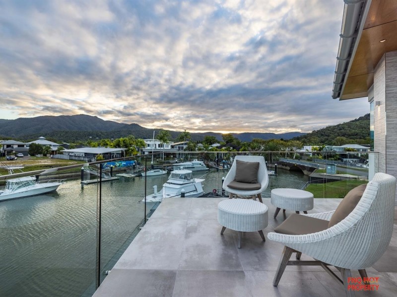 /13 Ragamuffin Quay, Trinity Park QLD 4879