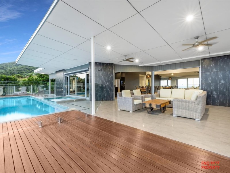 7/63 Foley Road, Palm Cove QLD 4879