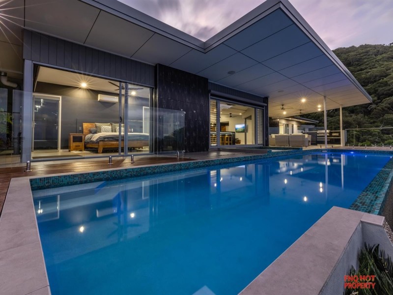 7/63 Foley Road, Palm Cove QLD 4879