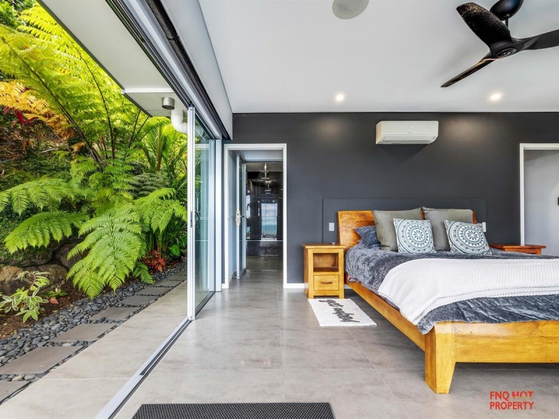 7/63 Foley Road, Palm Cove QLD 4879