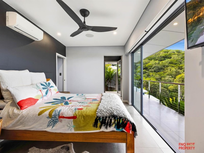 7/63 Foley Road, Palm Cove QLD 4879