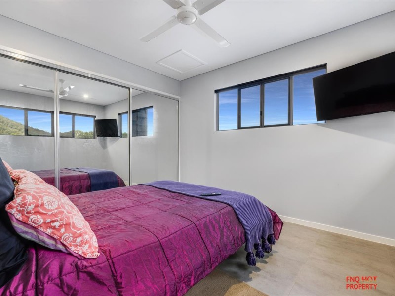 7/63 Foley Road, Palm Cove QLD 4879