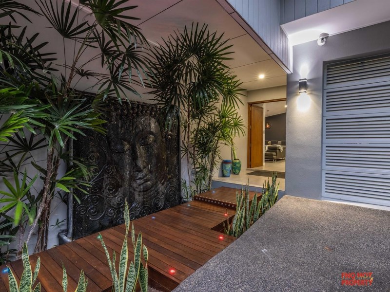 7/63 Foley Road, Palm Cove QLD 4879