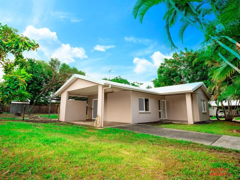 /1 Ellwood Close, Kewarra Beach QLD 4879