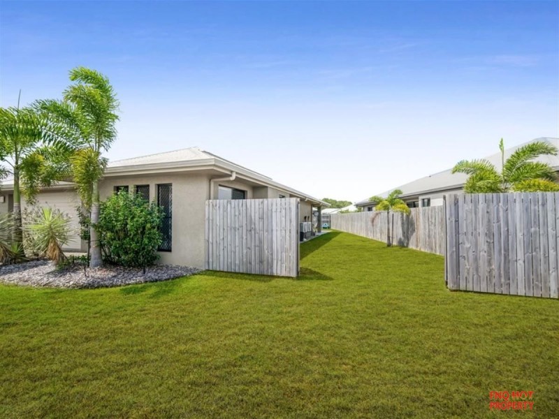 /19 The Avenue, Trinity Park QLD 4879
