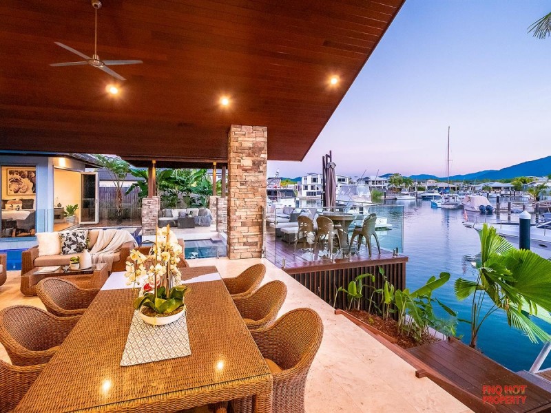 /11 Brindabella Quay, Trinity Park QLD 4879