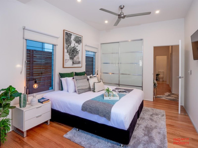 /11 Brindabella Quay, Trinity Park QLD 4879
