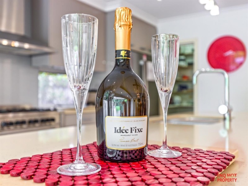 /52 Harbour Drive, Trinity Park QLD 4879