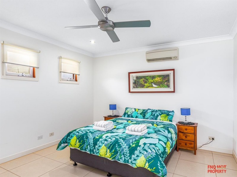 /52 Harbour Drive, Trinity Park QLD 4879