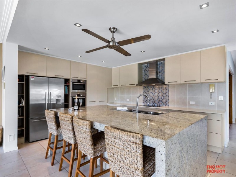 /59 Harbour Drive, Trinity Park QLD 4879