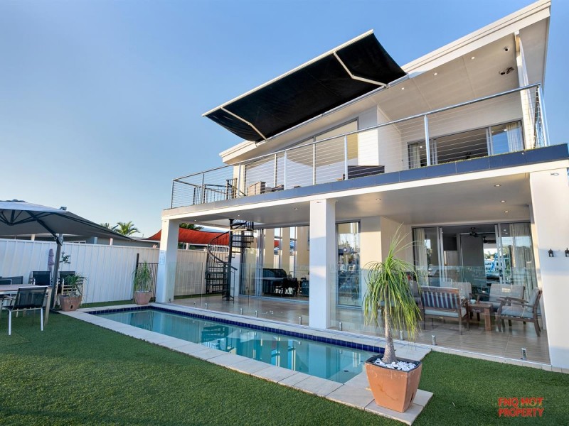 /18 Marina Quay, Trinity Park QLD 4879
