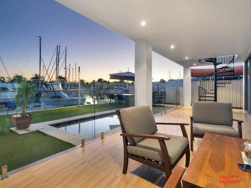 /18 Marina Quay, Trinity Park QLD 4879