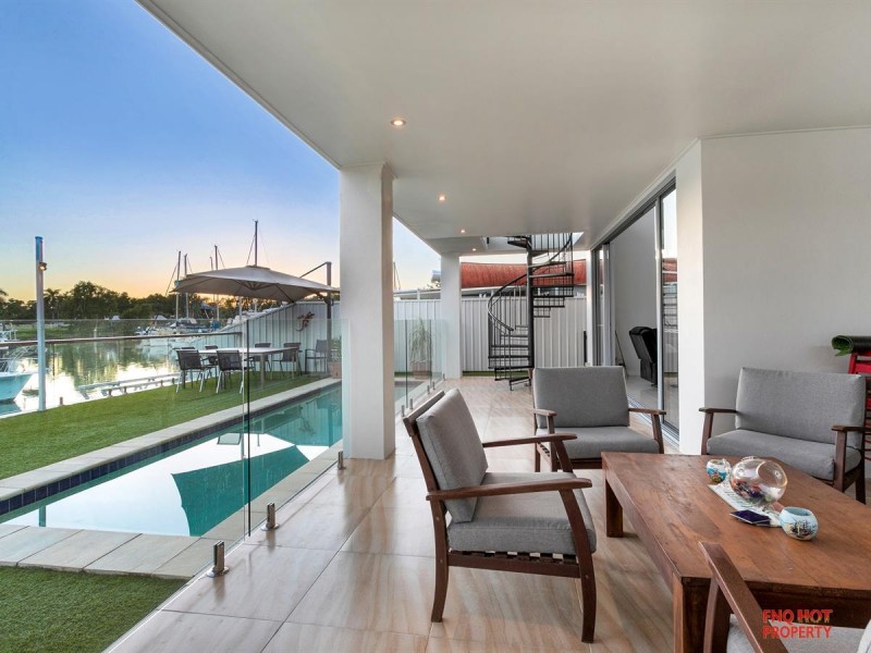 /18 Marina Quay, Trinity Park QLD 4879