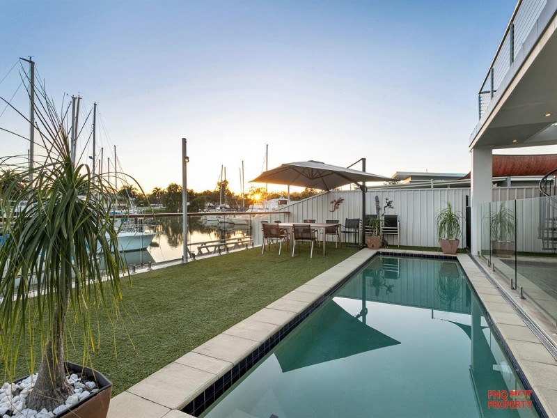 /18 Marina Quay, Trinity Park QLD 4879