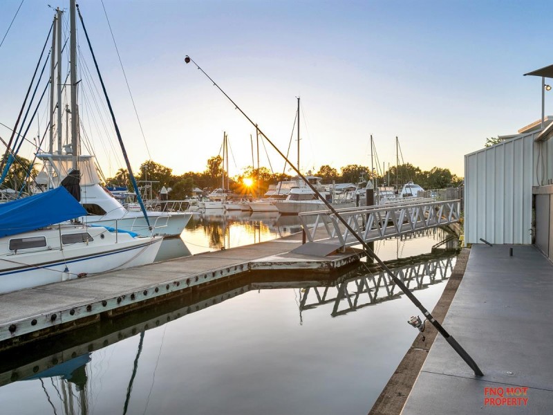 /18 Marina Quay, Trinity Park QLD 4879