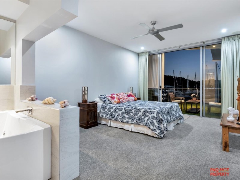/18 Marina Quay, Trinity Park QLD 4879