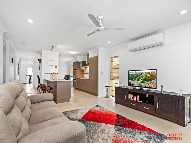 /11 Chandos Brace, Smithfield QLD 4878