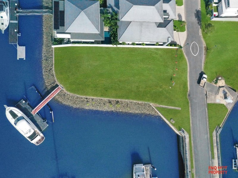 /14 Ragamuffin Quay, Trinity Park QLD 4879