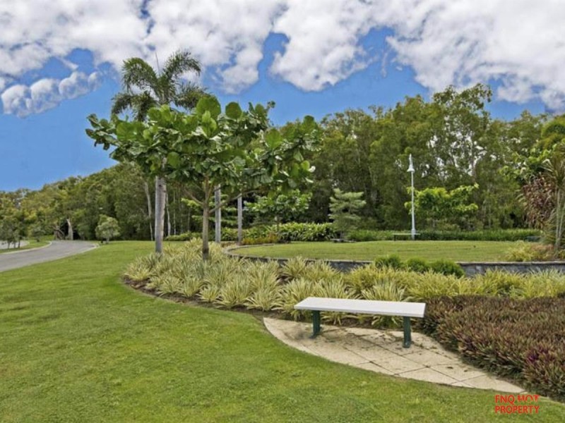 /14 Ragamuffin Quay, Trinity Park QLD 4879