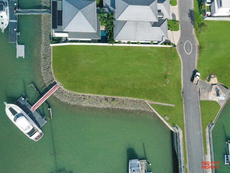 /14 Ragamuffin Quay, Trinity Park QLD 4879