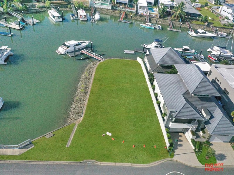 /14 Ragamuffin Quay, Trinity Park QLD 4879