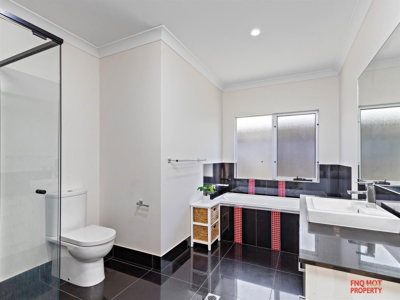 /21 Carrington Way, Trinity Park QLD 4879
