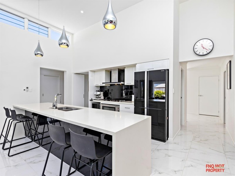 /21 Carrington Way, Trinity Park QLD 4879