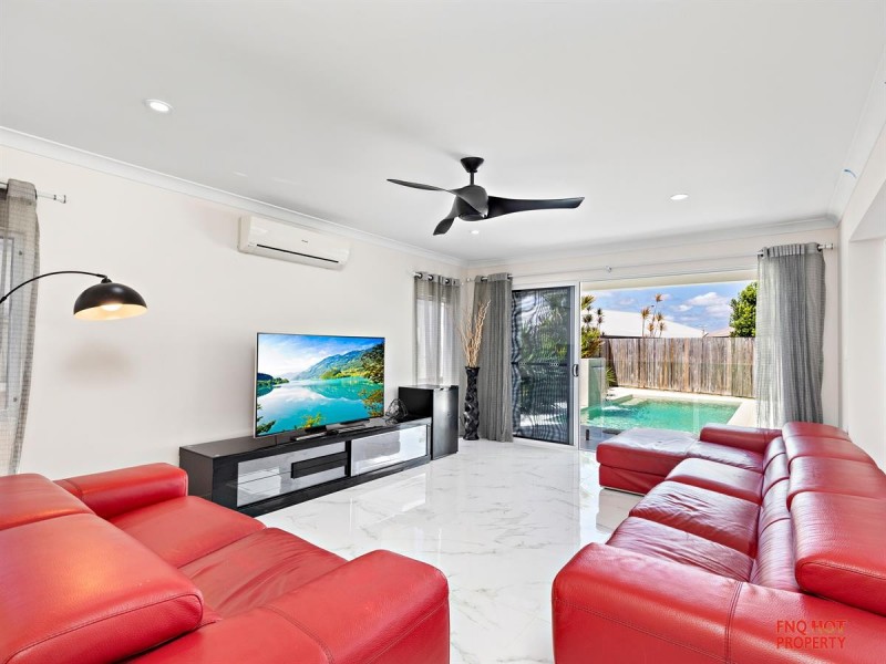 /21 Carrington Way, Trinity Park QLD 4879
