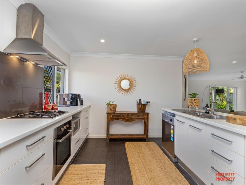 /10 Seaways Street, Trinity Beach QLD 4879