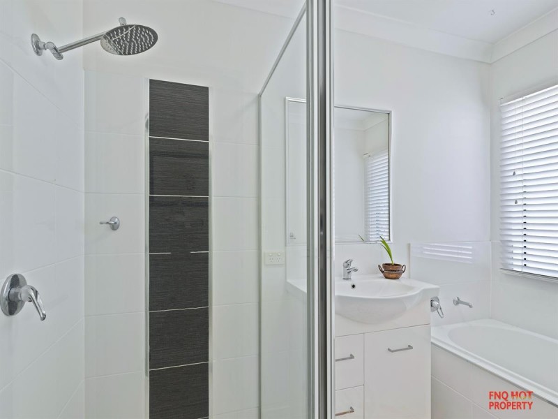 /10 Seaways Street, Trinity Beach QLD 4879