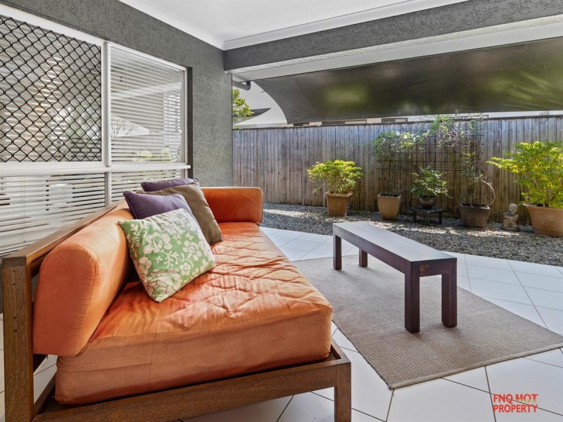 /10 Seaways Street, Trinity Beach QLD 4879