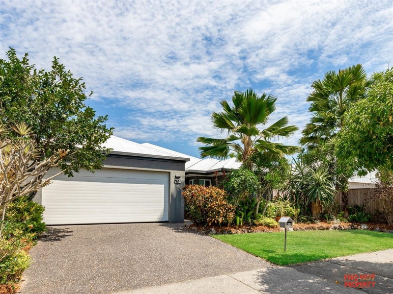 /10 Seaways Street, Trinity Beach QLD 4879