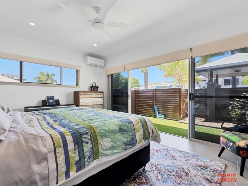2/60 Harbour Drive, Trinity Park QLD 4879